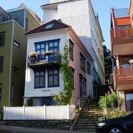 Historic Bergen House, Right In The Middle Of Everything! Ngoại thất bức ảnh